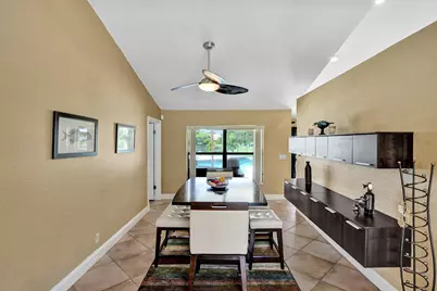 9255 Sun Pointe Drive, Boynton Beach, FL 33437 - Photo 6