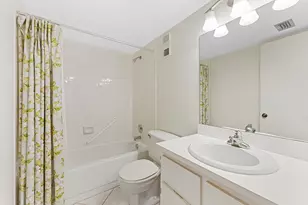 2112 S Cypress Bend Dr, Pompano Beach, FL 33069 - Photo 22