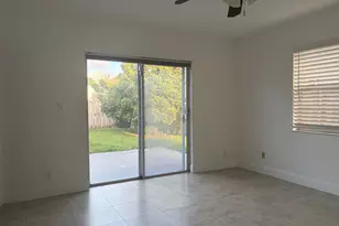 1905 SW 86th Ave, North Lauderdale, FL 33068 - Photo 8