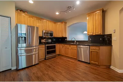 2146 Oakmont Drive, Riviera Beach, FL 33404 - Photo 8