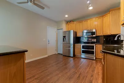 2146 Oakmont Drive, Riviera Beach, FL 33404 - Photo 6