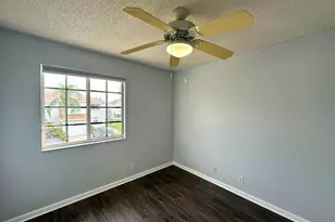 4747 SW 14th St, Deerfield Beach, FL 33442 - Photo 14