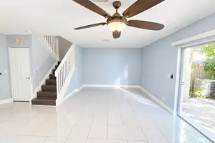 4747 SW 14th St, Deerfield Beach, FL 33442 - Photo 4