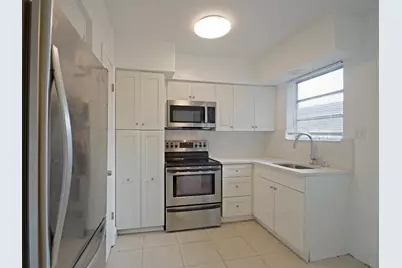 1700 NW 5th Street, Fort Lauderdale, FL 33311 - Photo 4