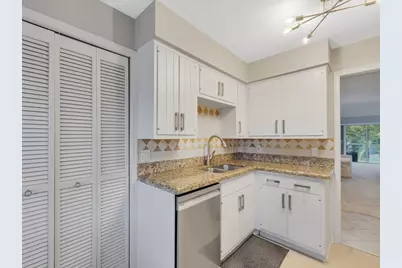131 E Park Shores Circle #10E, Indian River Shores, FL 32963 - Photo 22