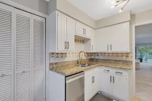 131 E Park Shores Cir, Indian River Shores, FL 32963 - Photo 22