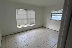 6831 Scott St, Hollywood, FL 33024 - Photo 10