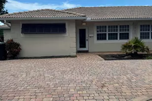 1921 NE 29th St, Lighthouse Point, FL 33064 - Photo 1