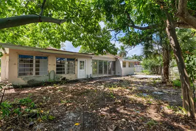 916 SE 12th Avenue, Deerfield Beach, FL 33441 - Photo 16