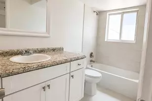 5141 NE 18th Ave, Fort Lauderdale, FL 33334 - Photo 8