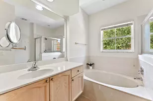 5302 Victoria Cir, West Palm Beach, FL 33409 - Photo 24