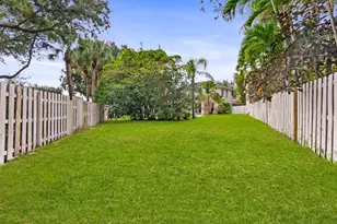5302 Victoria Cir, West Palm Beach, FL 33409 - Photo 40