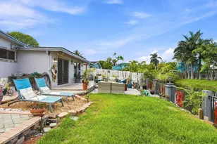 707 SW 3rd Ave, Hallandale Beach, FL 33009 - Photo 22