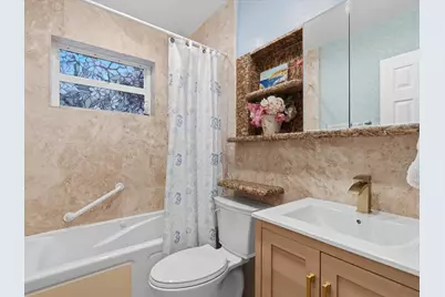 707 SW 3rd Avenue, Hallandale Beach, FL 33009 - Photo 16