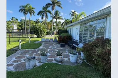 651 Oak Street, Boynton Beach, FL 33435 - Photo 10