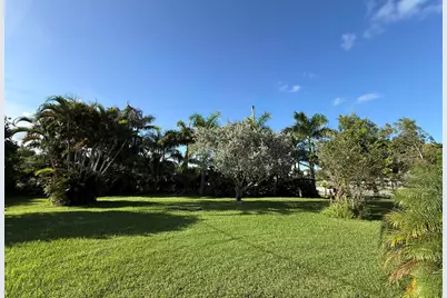 651 Oak Street, Boynton Beach, FL 33435 - Photo 12