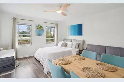 651 Oak Street, Boynton Beach, FL 33435 - Photo 2