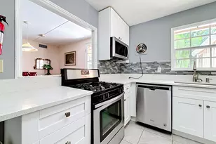 427 37th St, West Palm Beach, FL 33407 - Photo 18