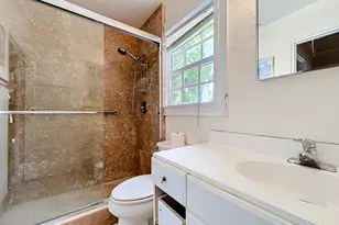 427 37th St, West Palm Beach, FL 33407 - Photo 28