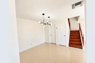 804 Springdale Circle, Palm Springs, FL 33461 - Photo 4