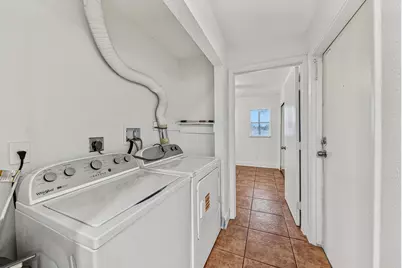 825 SW 10th Street #D, Hallandale Beach, FL 33009 - Photo 20