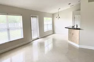 598 NW Kingston St, Port Saint Lucie, FL 34983 - Photo 2