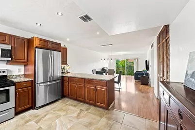 805 W Oakland Park Boulevard, Oakland Park, FL 33311 - Photo 4
