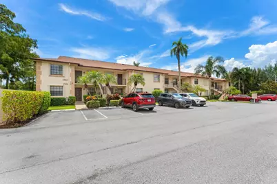 1502 Pinecrest Circle #C, Jupiter, FL 33458 - Photo 2