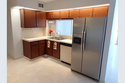 106 Lake Emerald Drive #401, Oakland Park, FL 33309 - Photo 2