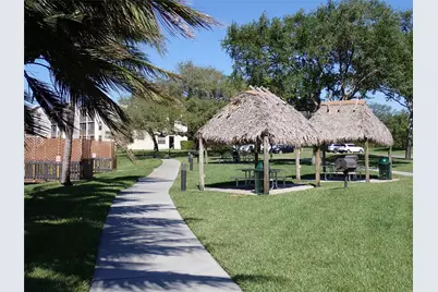 106 Lake Emerald Drive #401, Oakland Park, FL 33309 - Photo 22