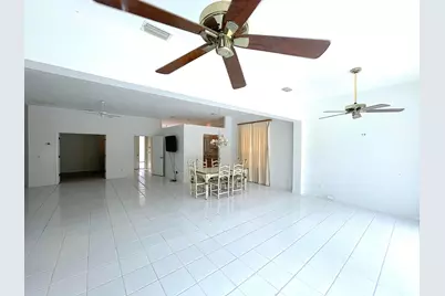 9437 Poinciana Court, Fort Pierce, FL 34951 - Photo 4