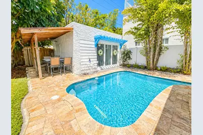 1415 NE 4th Place, Fort Lauderdale, FL 33301 - Photo 2