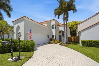 2576 La Cristal Circle, Palm Beach Gardens, FL 33410 - Photo 2