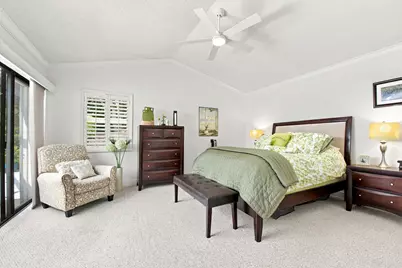 2576 La Cristal Circle, Palm Beach Gardens, FL 33410 - Photo 12