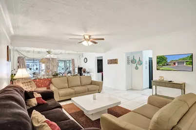 1112 S 22nd Court, Hollywood, FL 33020 - Photo 10
