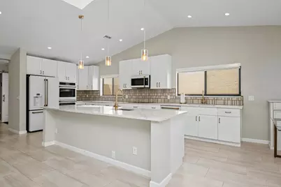 21460 Laguna Drive, Boca Raton, FL 33433 - Photo 8