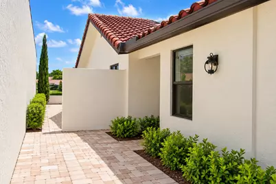 21460 Laguna Drive, Boca Raton, FL 33433 - Photo 4