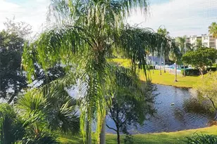 2104 S Cypress Bend Dr, Pompano Beach, FL 33069 - Photo 1