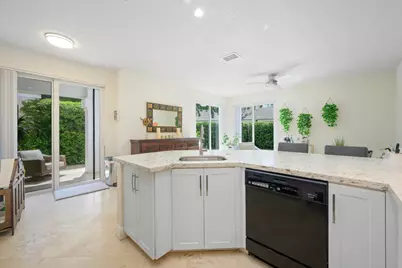 17707 Tiffany Trace Drive, Boca Raton, FL 33487 - Photo 6