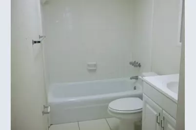 770 SE 2nd Avenue #E205, Deerfield Beach, FL 33441 - Photo 6