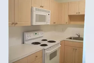770 SE 2nd Avenue #E205, Deerfield Beach, FL 33441 - Photo 2