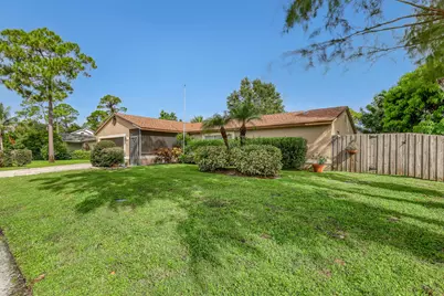 102 Sand Pine Way, Royal Palm Beach, FL 33411 - Photo 4