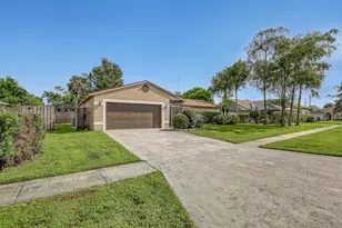 102 Sand Pine Way, Royal Palm Beach, FL 33411 - Photo 2
