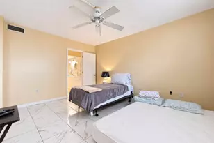 2999 Point E Dr, Aventura, FL 33160 - Photo 40