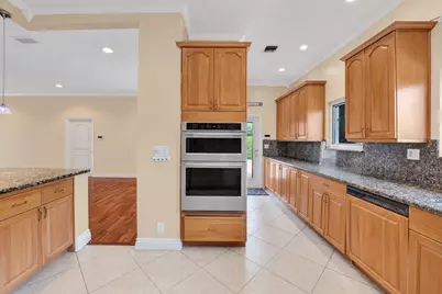 2001 Intracoastal Drive, Fort Lauderdale, FL 33305 - Photo 14