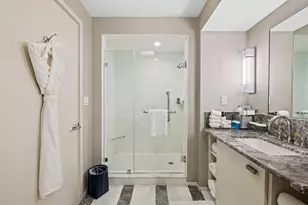 551 N Fort Lauderdale Beach Blvd, Fort Lauderdale, FL 33304 - Photo 8