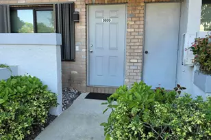9809 Riverside Dr, Coral Springs, FL 33071 - Photo 2