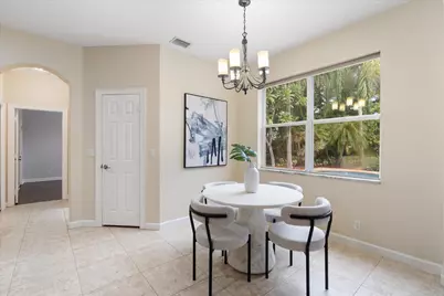 8501 Portobello Lane, Palm Beach Gardens, FL 33418 - Photo 8