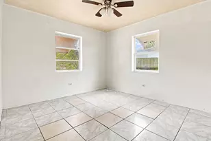 724 S D St, Lake Worth Beach, FL 33460 - Photo 12