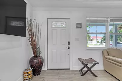 1707 E Terrace Drive, Lake Worth Beach, FL 33460 - Photo 6